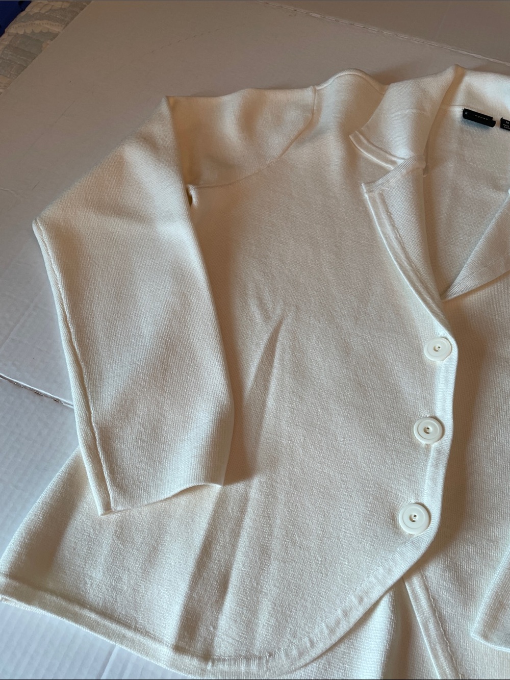 Cyrus Devotion White Women’s Cardigan Sweater - Picture 3 of 12